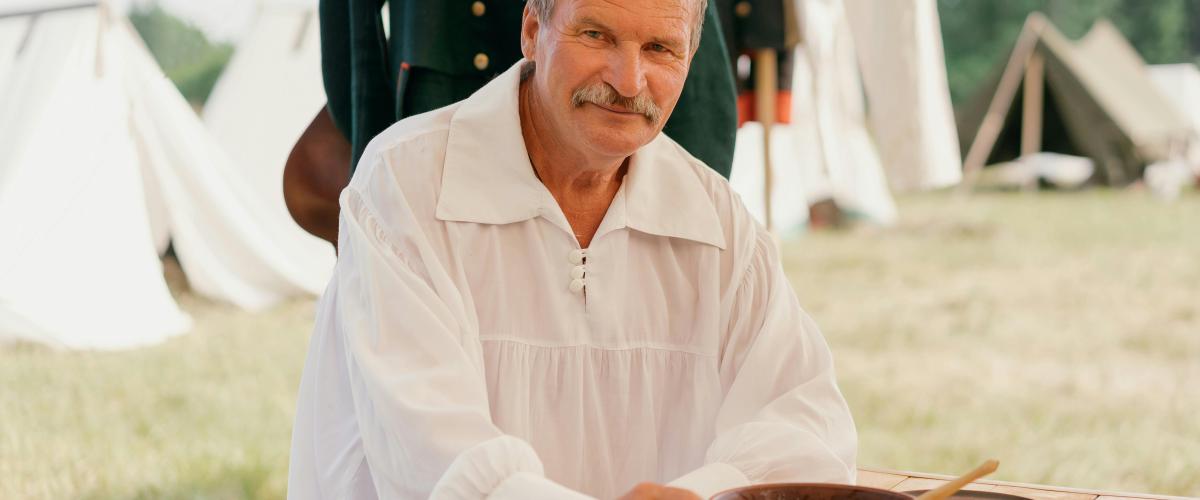 Aktiver Soldat gewinnt 1,3-Millionen-Dollar-Jackpot am selben Tag, an dem er sich beim Lotterie-Konto anmeldet