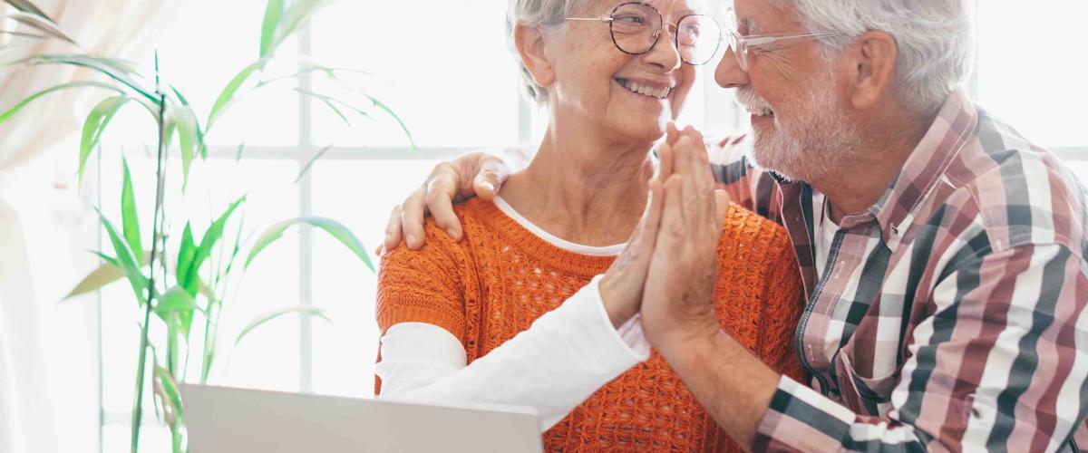 5-Millionen-Dollar-Gewinn bei Lotto 6/49 ermöglicht einem kanadischen Ehepaar nach 48 Jahren gemeinsame Ehe eine „verspätete“ Hochzeitsreise