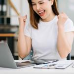 Atem holen!" Frau aus Virginia schreit nach Gewinn von 1,7 Millionen Dollar im Online-Lotto