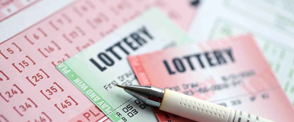 Die Woche beginnt stilvoll! Ein Spieler von Donegal Daily Million Plus gewinnt den Hauptpreis von 500.000 €