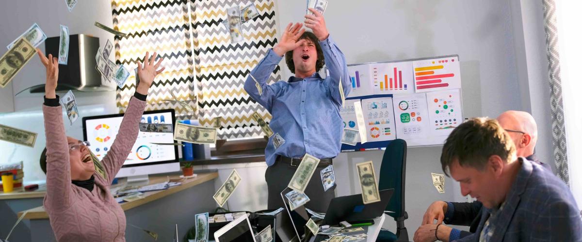 Mittwochsgewinn für Kildare, Irland, nachdem ein Lottospieler 338.152 € gewonnen hat! Zwei Daily Million-Spielgemeinschaften erhalten 1.500.000 € in der Lotteriezentrale