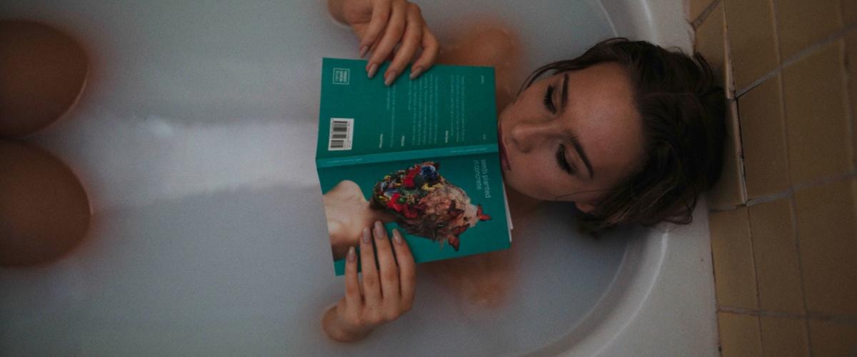 Sandra erfüllt sich Traum und gönnt sich einen Whirlpool nach Set For Life-Gewinn